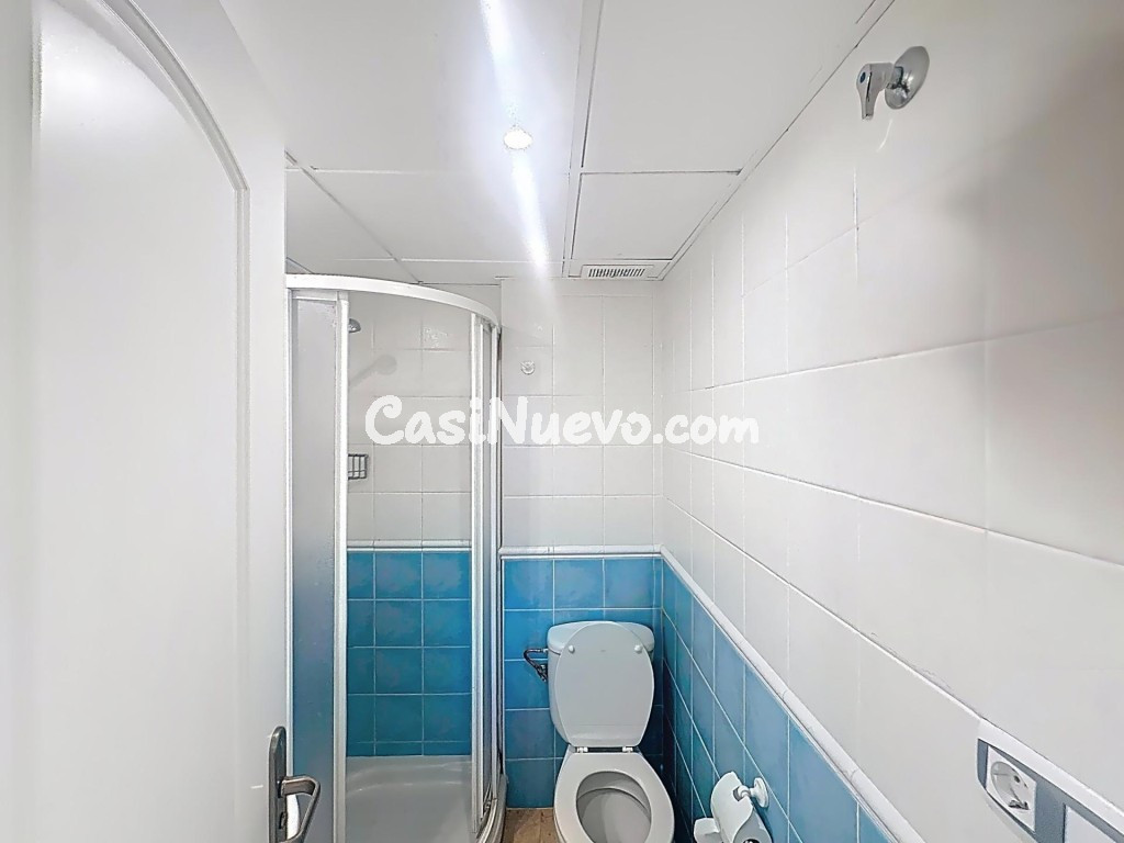 Primera línea de playa con jardín privado y acceso directo a - foto 23