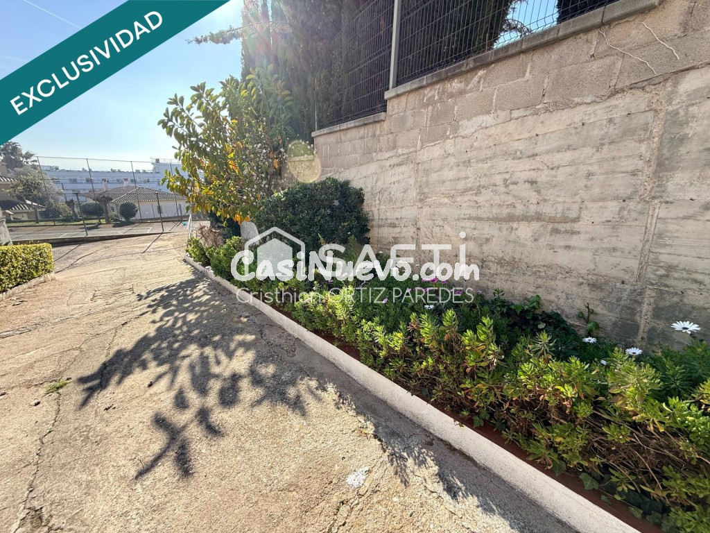 se vende piso de 1 hab con piscina con parking - foto 18