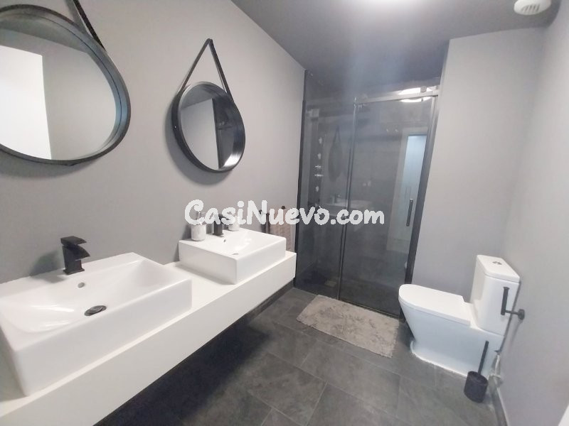 EXCLUSIVO BAJO RENOVADO Y AMUEBLADO CON GRAN JARDÍN PRIVADO  - foto 18