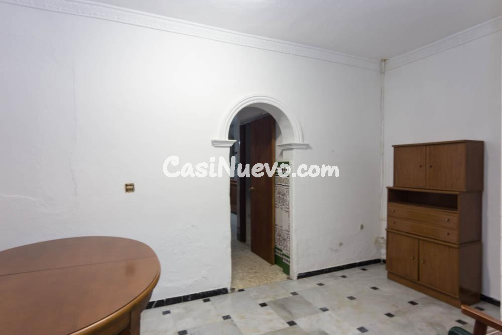 Casa familiar en Guadalcacín, dos plantas con terraza y gran - foto 19
