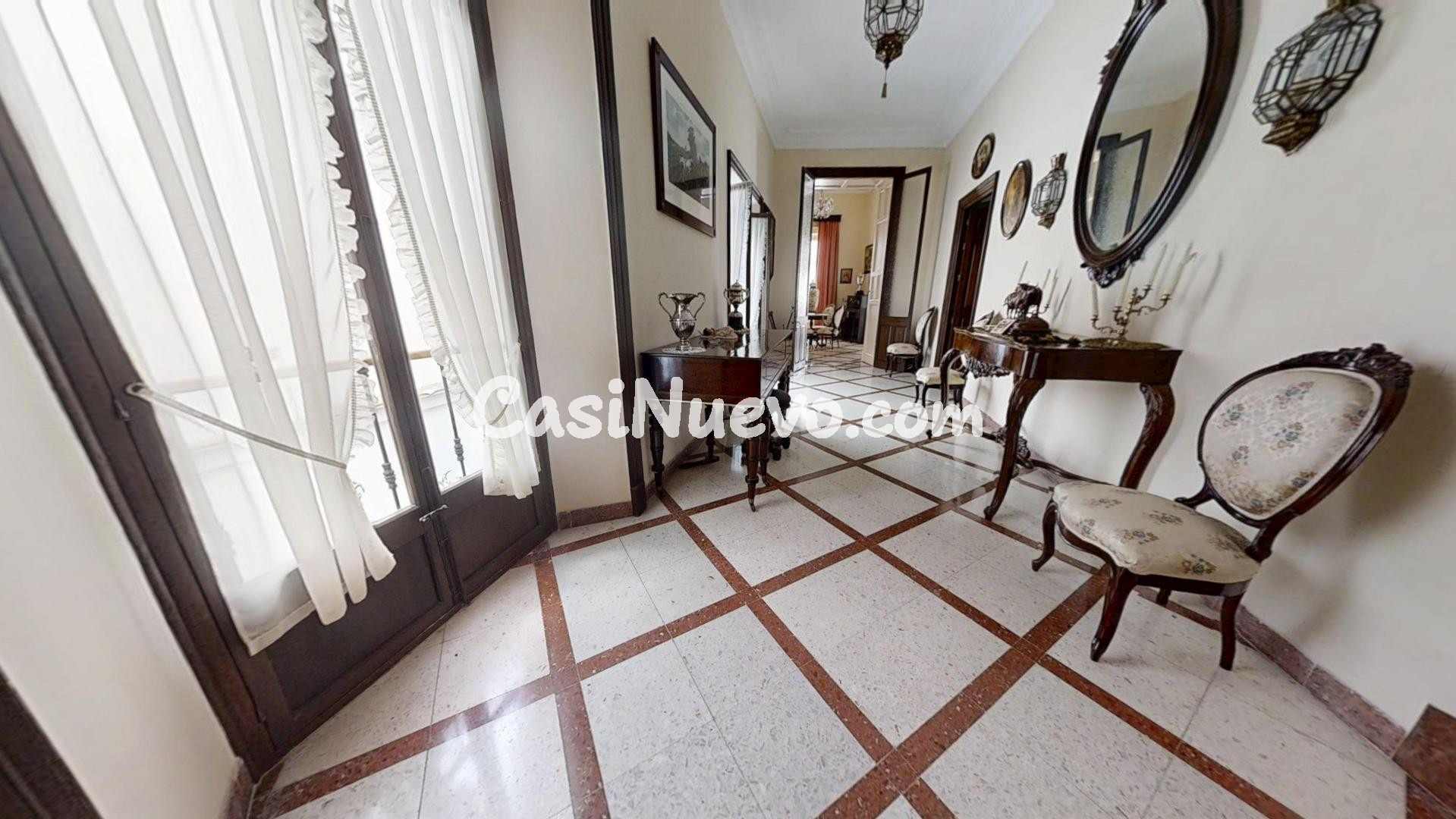 Casa señorial en pleno centro de Jerez con muebles de gran v - foto 15