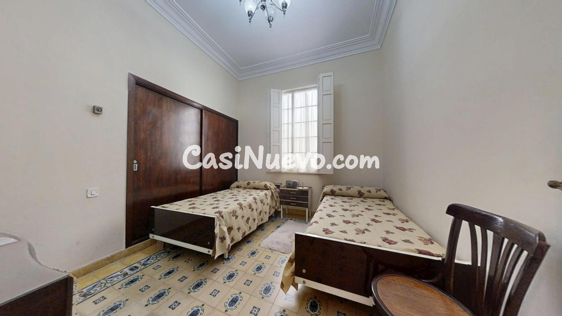Casa señorial en pleno centro de Jerez con muebles de gran v - foto 17