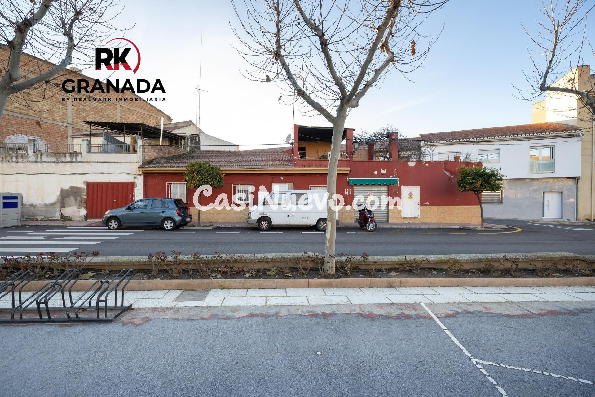 CASA CON ESTUPENDA UBICACIÓN EN ARMILLA. AVENIDA DE LOS OGÍJ