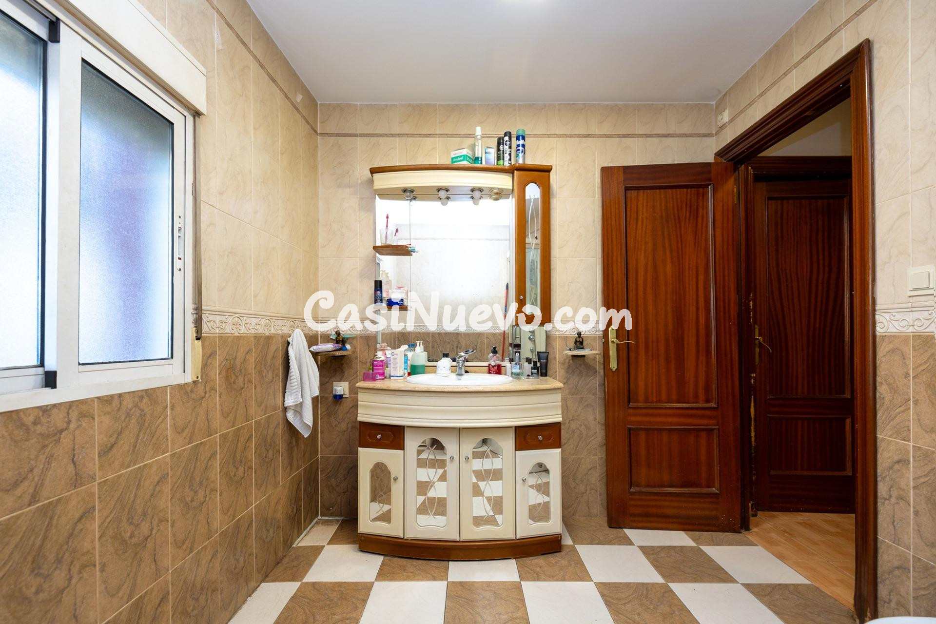 CASA CON ESTUPENDA UBICACIÓN EN ARMILLA. AVENIDA DE LOS OGÍJ - foto 15