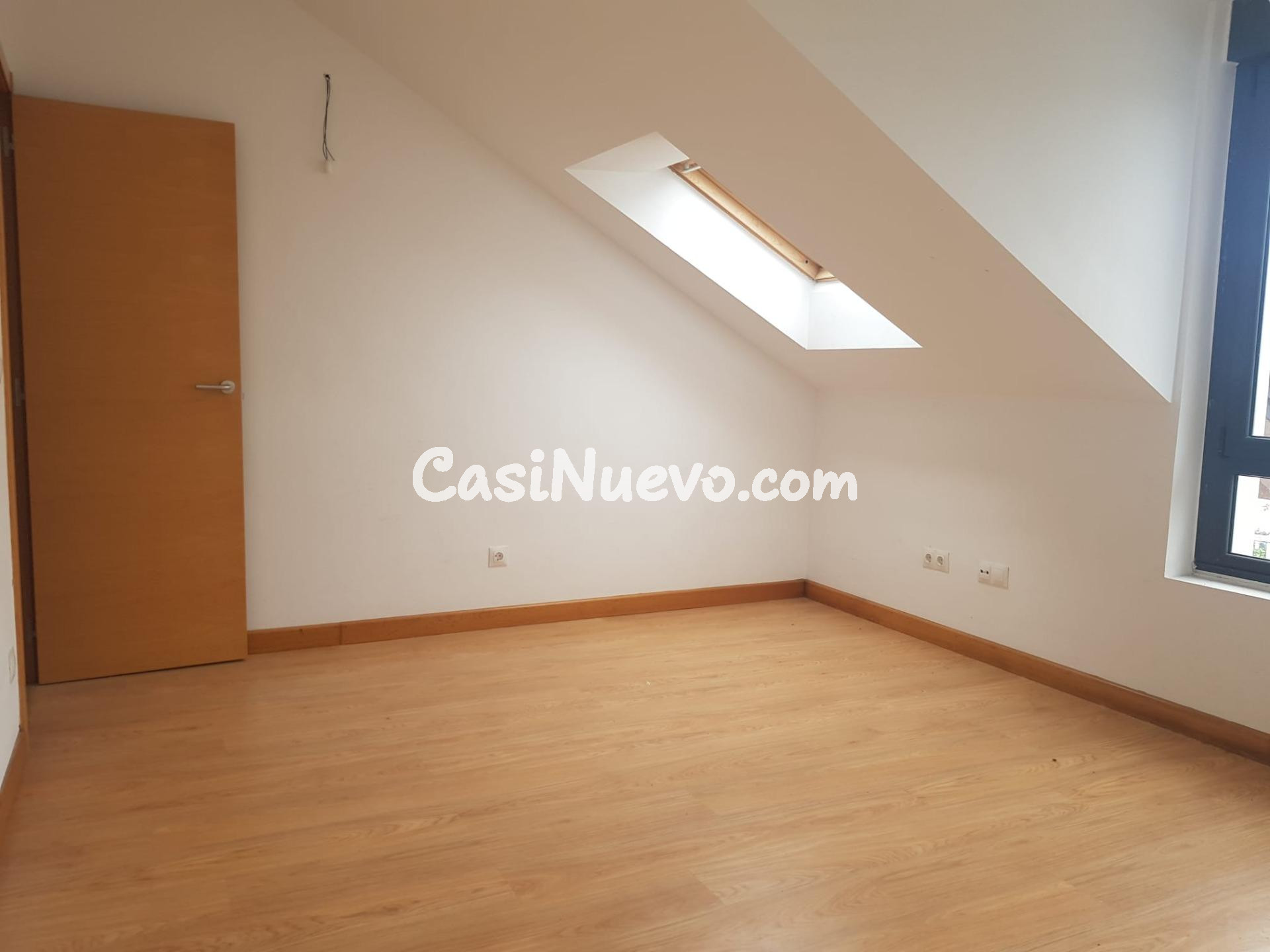 Chalet adosado en Tanos, Torrelavega. - foto 15