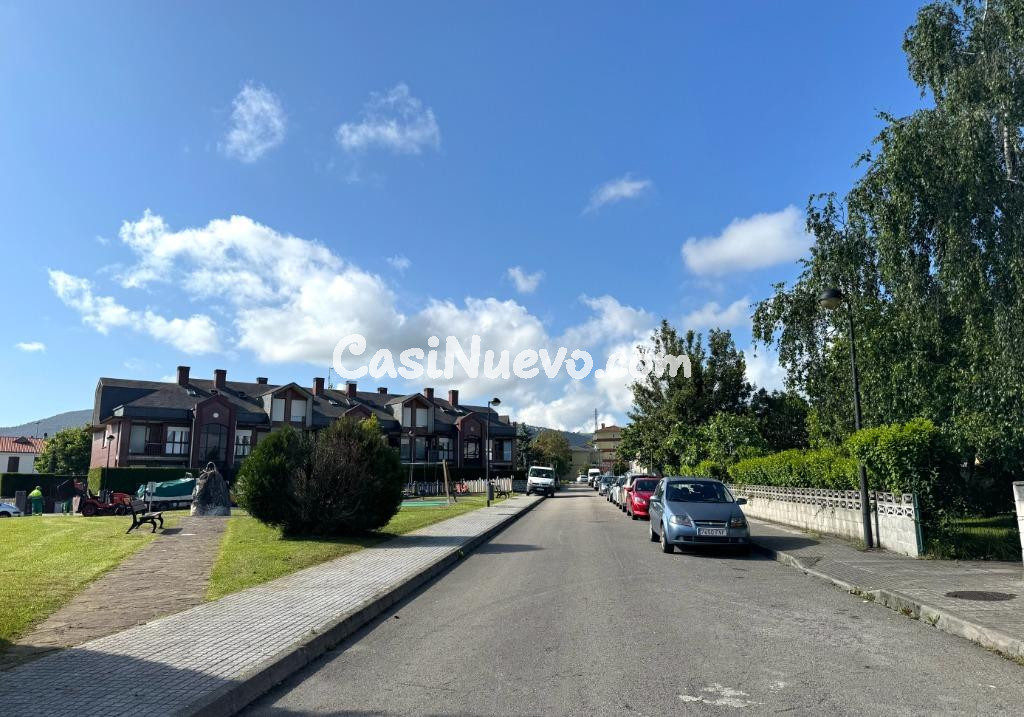 Chalet adosado en Tanos, Torrelavega. - foto 24