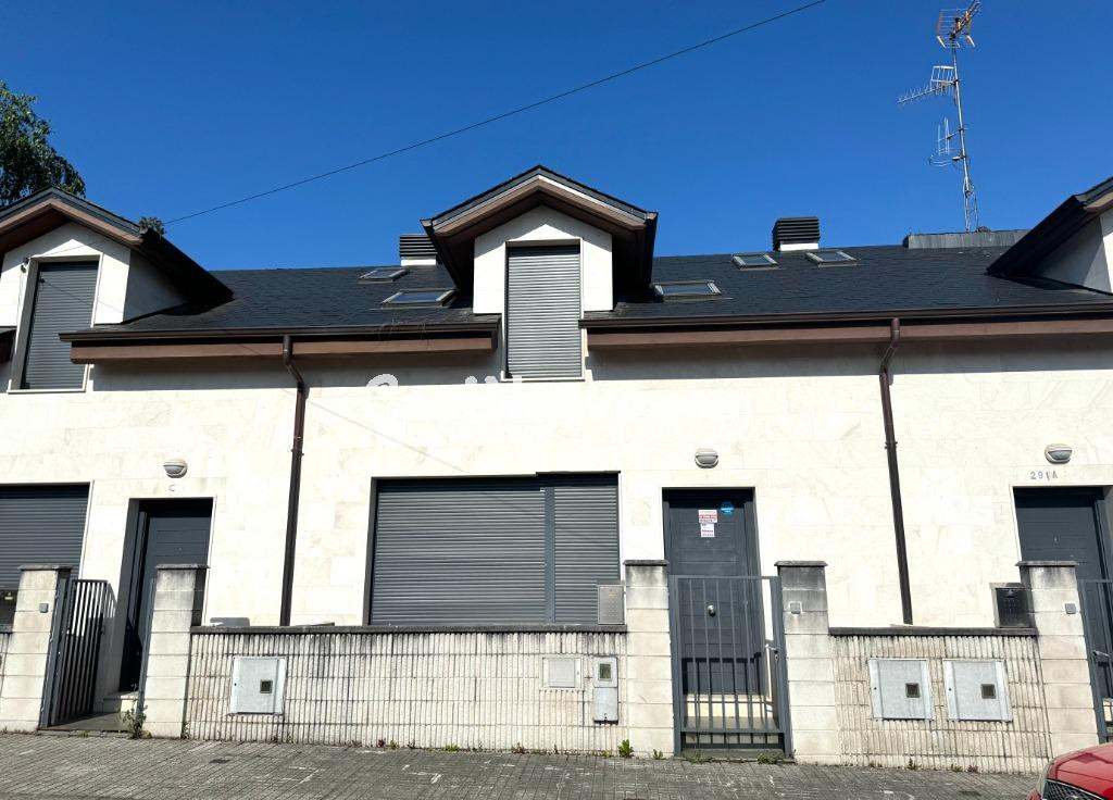 Chalet adosado en Tanos, Torrelavega. - foto 26