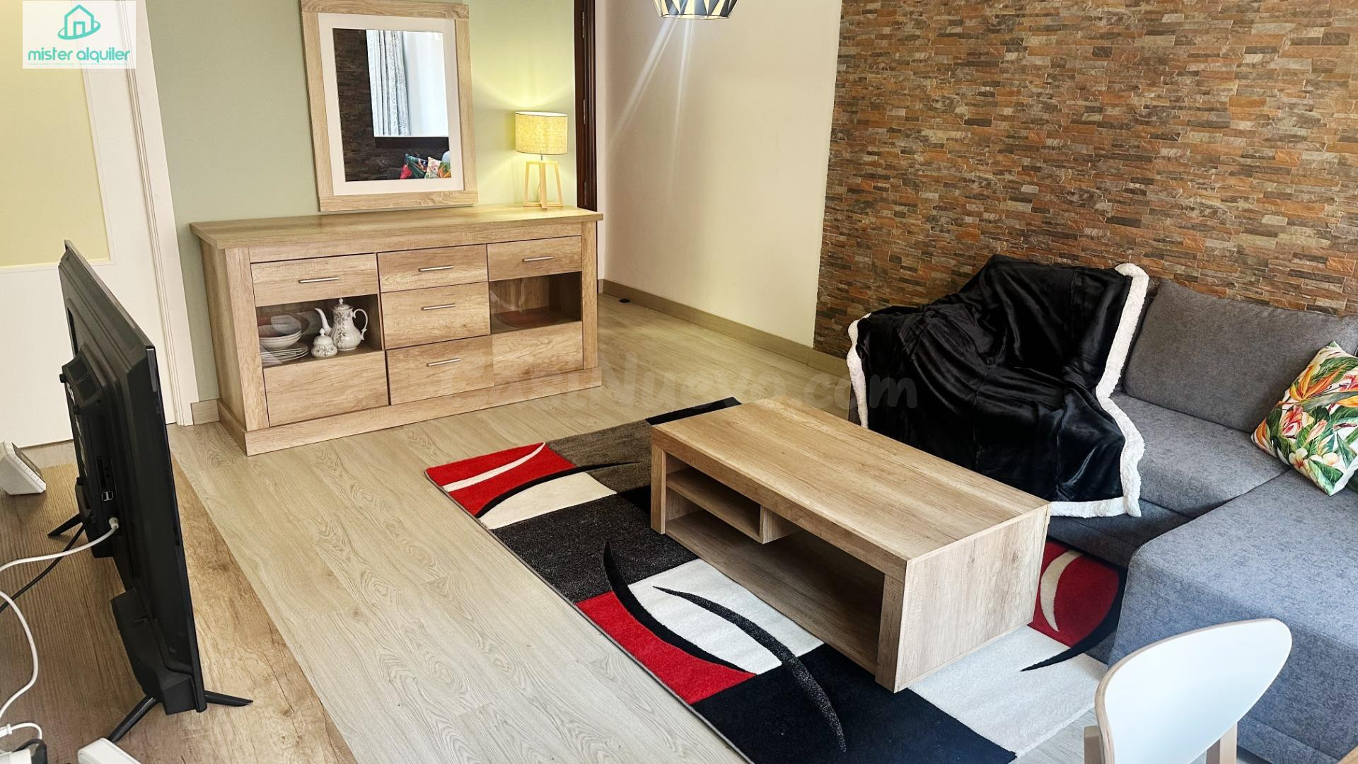 VIVIENDA EN ALQUILER EN URBANIZACIÓN MIRALMAR  BENALÚA
