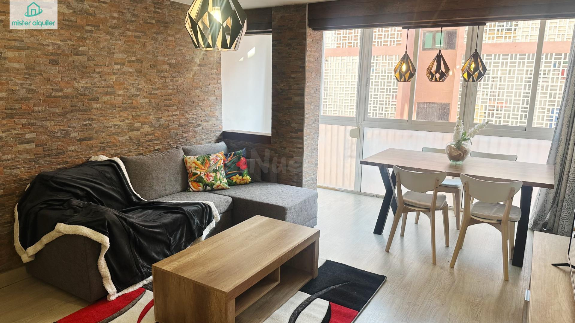 VIVIENDA EN ALQUILER EN URBANIZACIÓN MIRALMAR  BENALÚA - foto 3