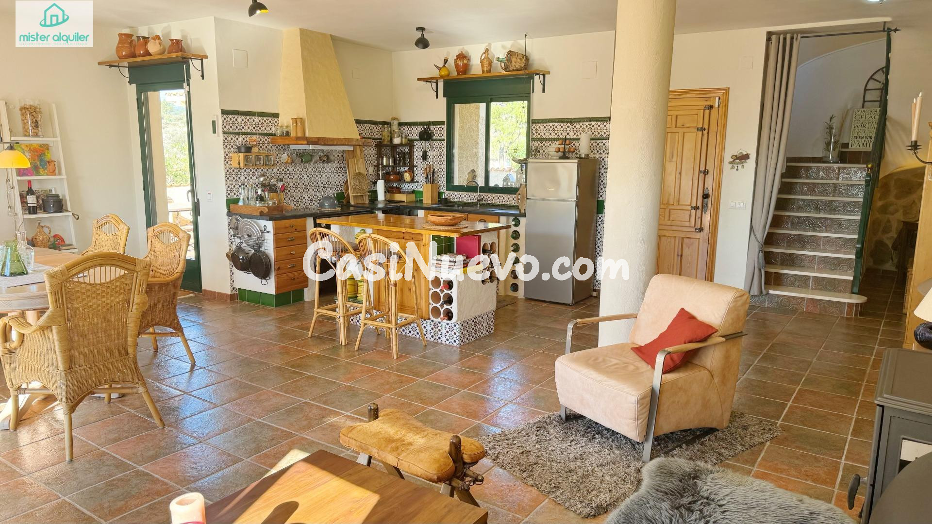 VIVIENDA AUTOSUFICIENTE EN PLENA MONTAÑA, CON ORIENTACIÓN PE - foto 4