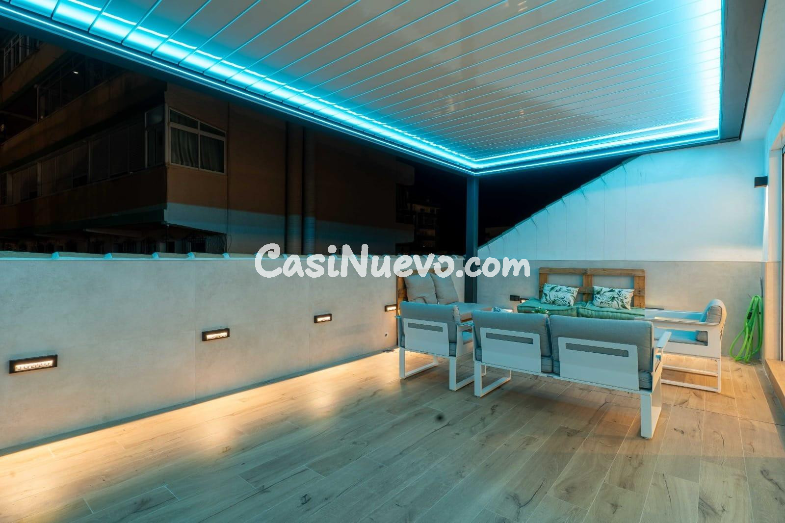 EXCLUSIVO ÁTICO REFORMADO AL LADO DEL PUERTO - foto 15