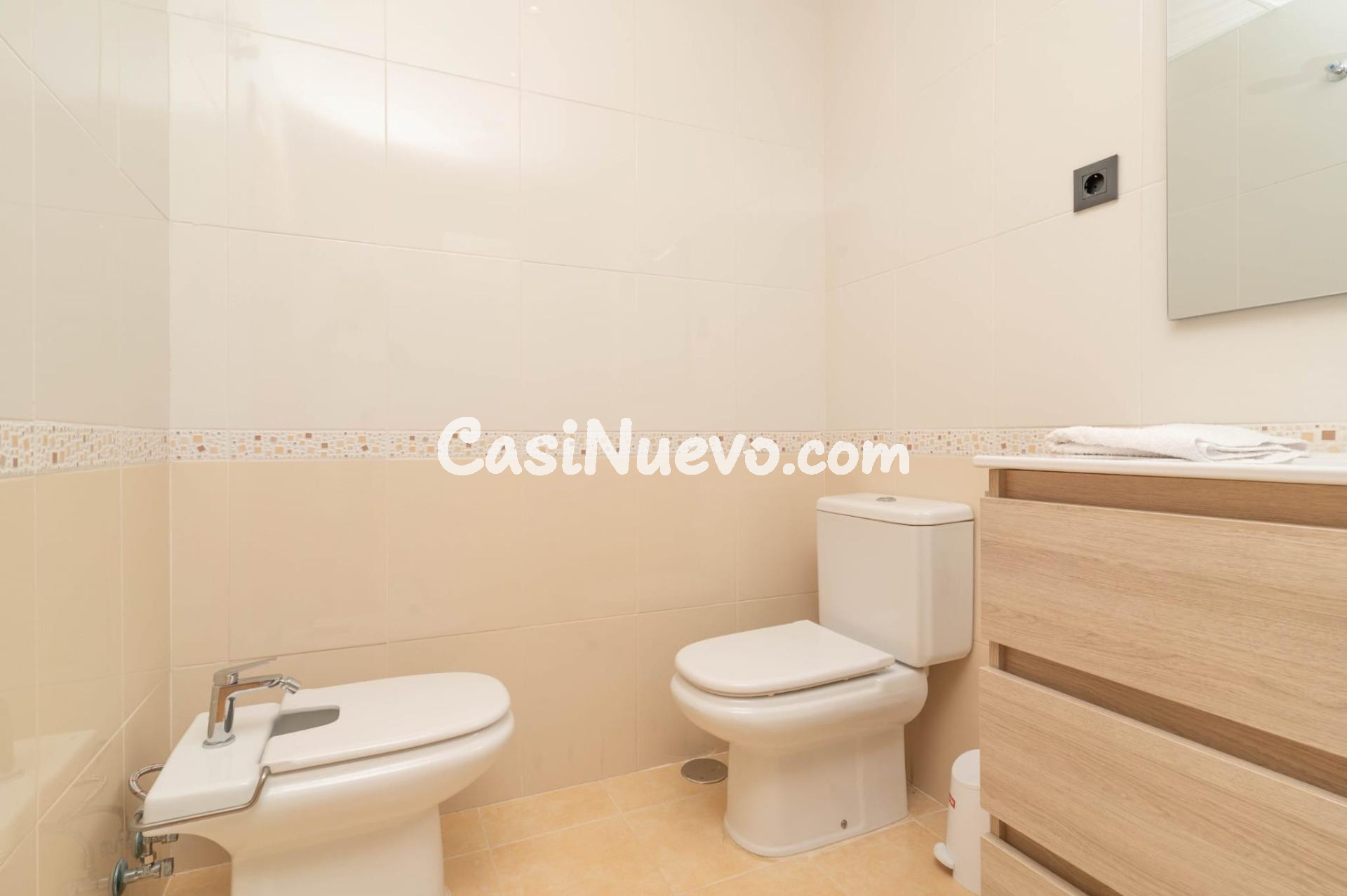 EXCLUSIVO ÁTICO REFORMADO AL LADO DEL PUERTO - foto 18