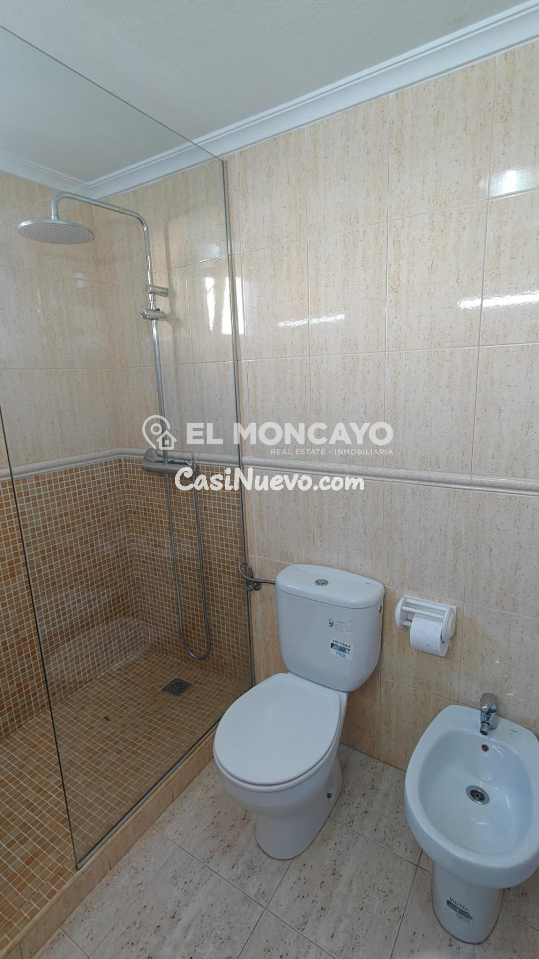 Fantástico apartamento con terraza orientada al sur a tan so - foto 18