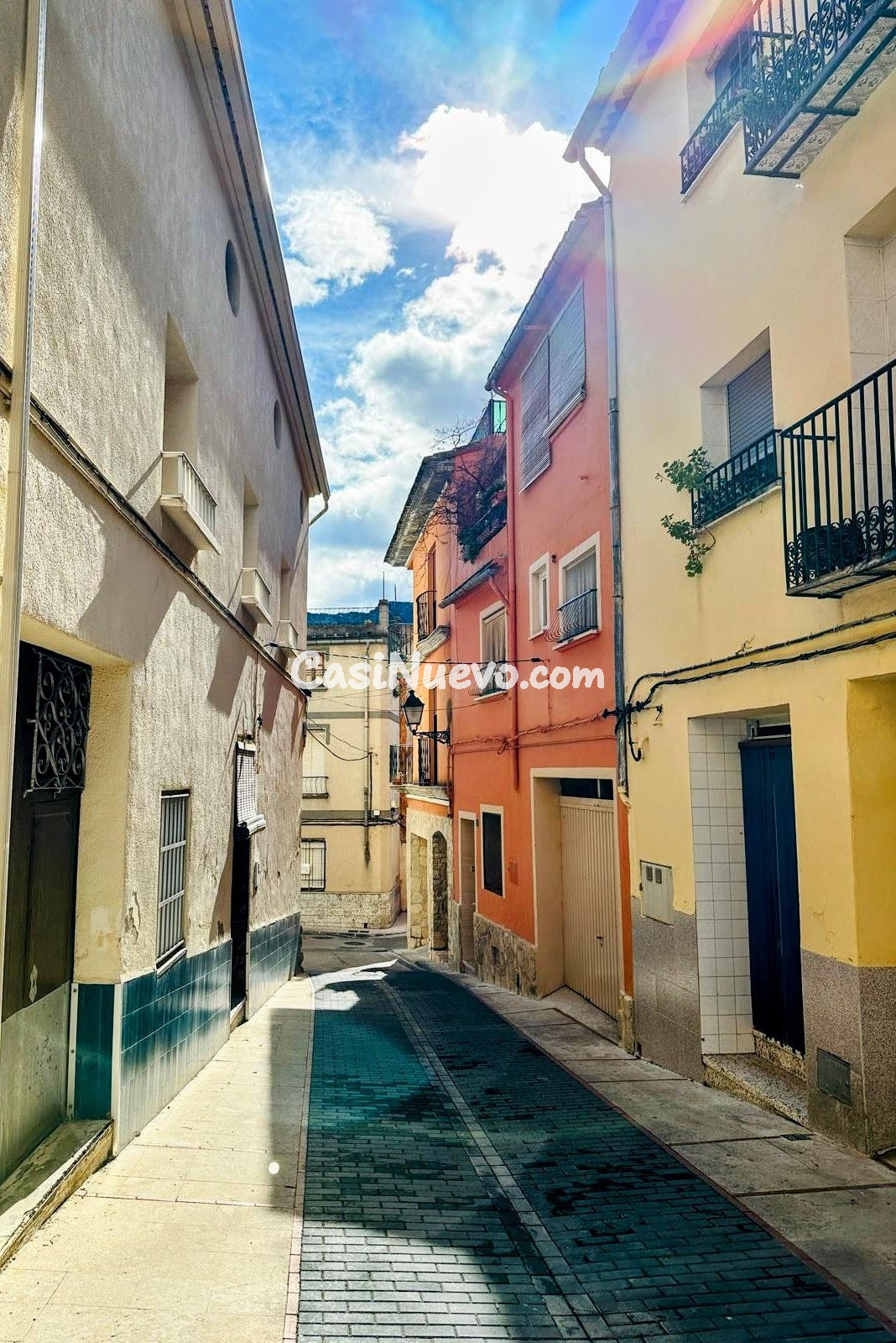 Casa de pueblo con local comercial, garaje y espectaculares  - foto 30