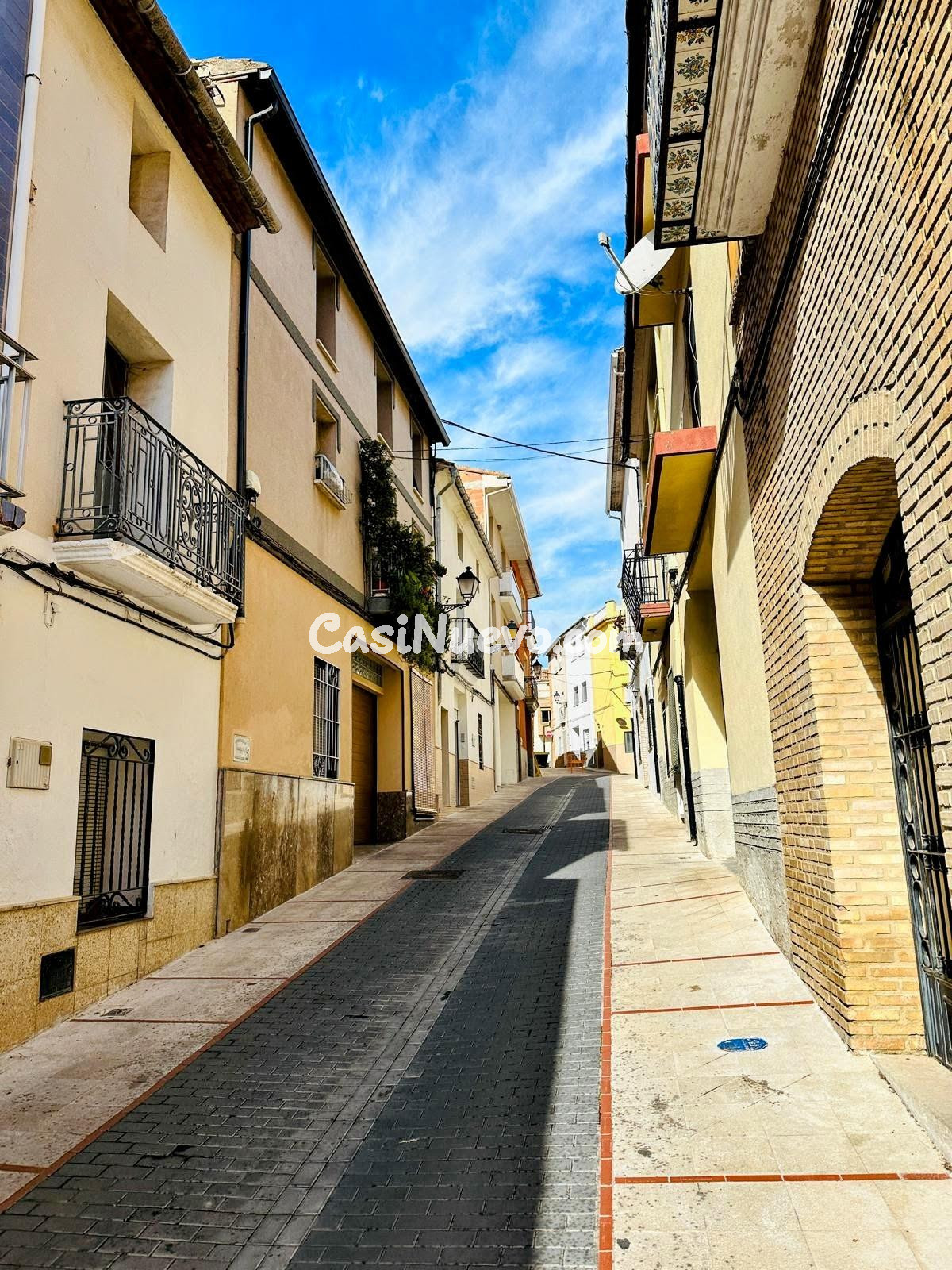 Casa de pueblo con local comercial, garaje y espectaculares  - foto 31