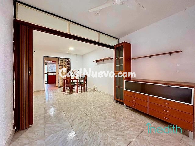 Bonito piso con terraza a dos pasos del mar de Vilanova y la - foto 12