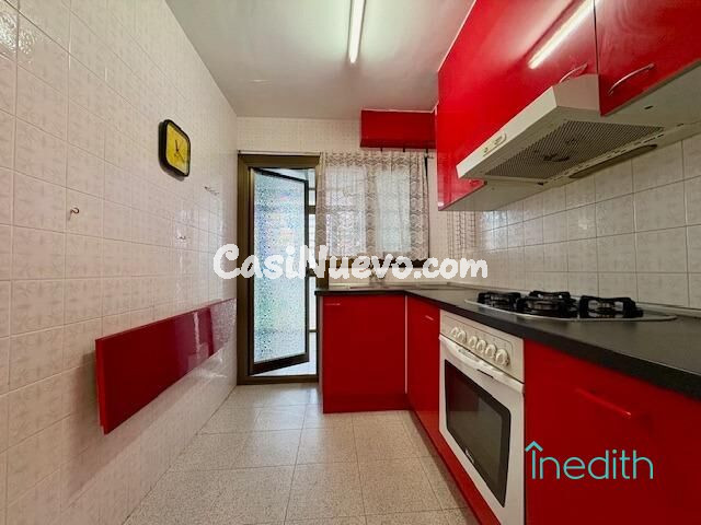 Bonito piso con terraza a dos pasos del mar de Vilanova y la - foto 21