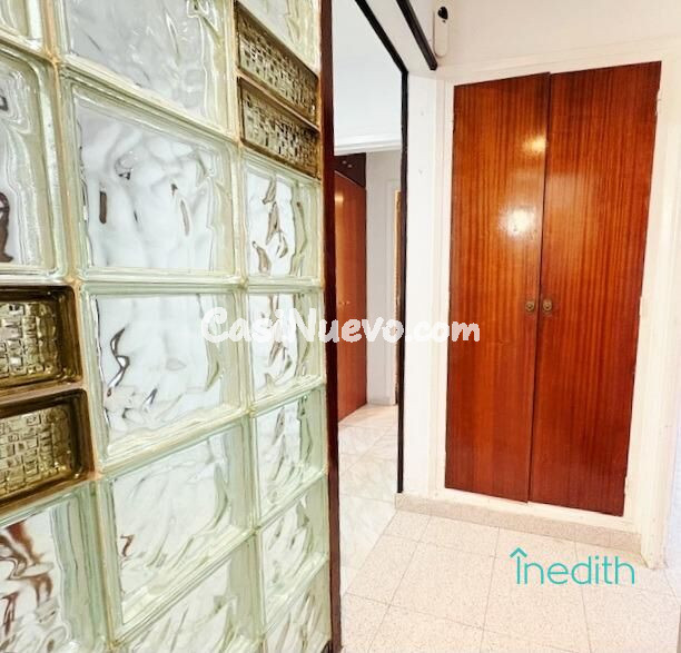 Bonito piso con terraza a dos pasos del mar de Vilanova y la - foto 22