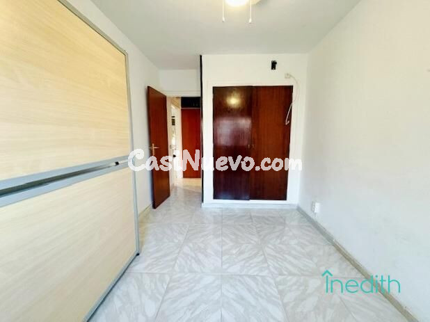 Bonito piso con terraza a dos pasos del mar de Vilanova y la - foto 27