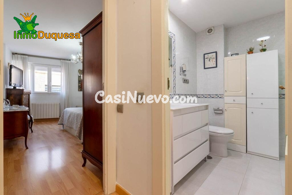 Piso en última planta (ÁTICO) de 4 dorm. junto a Constitució - foto 23