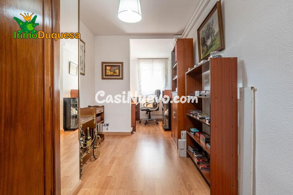 Piso en última planta (ÁTICO) de 4 dorm. junto a Constitució - foto 41