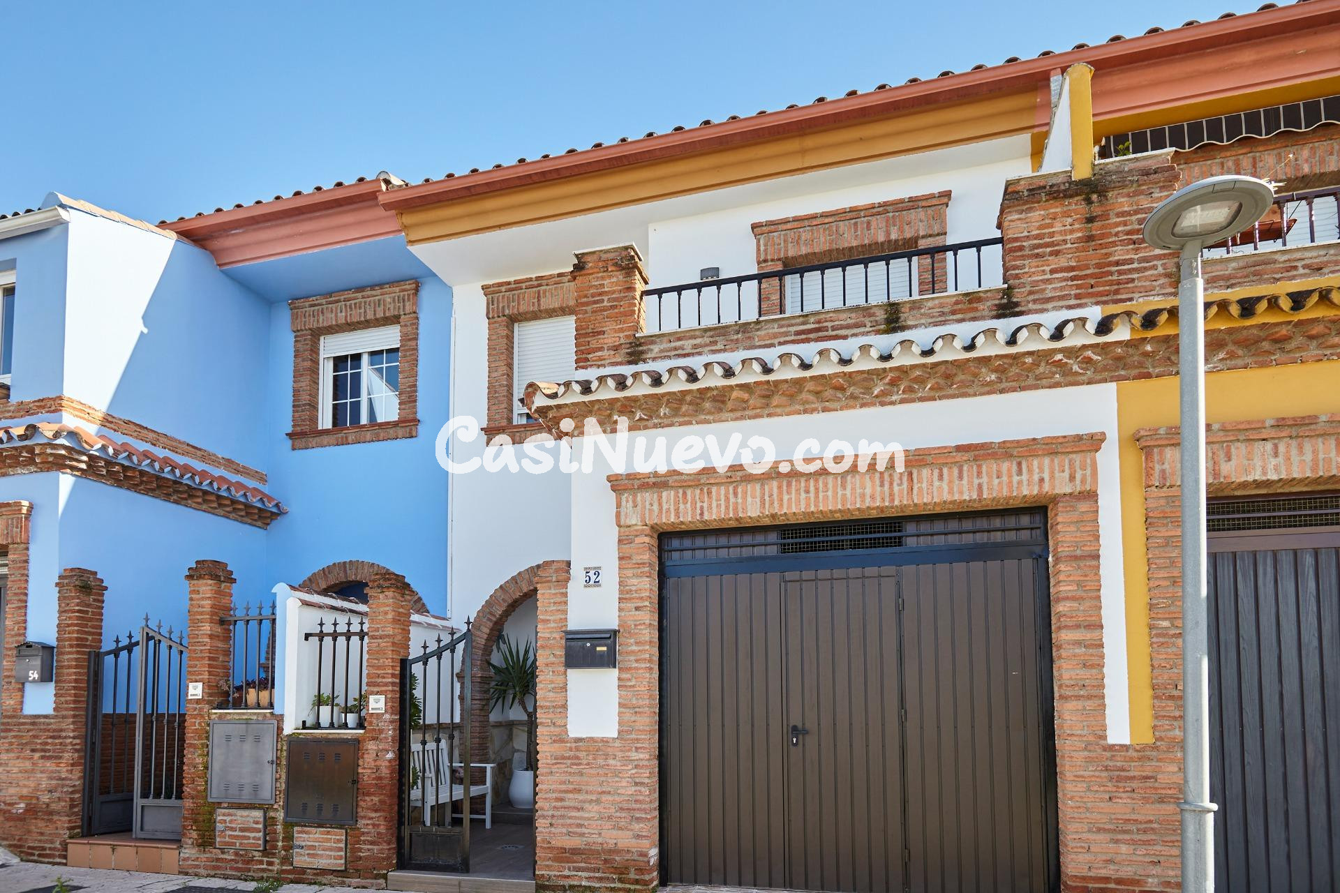 ENCANTADOR ADOSADO AMUEBLADO Y EQUIPADO EN MENGIBAR - foto 3