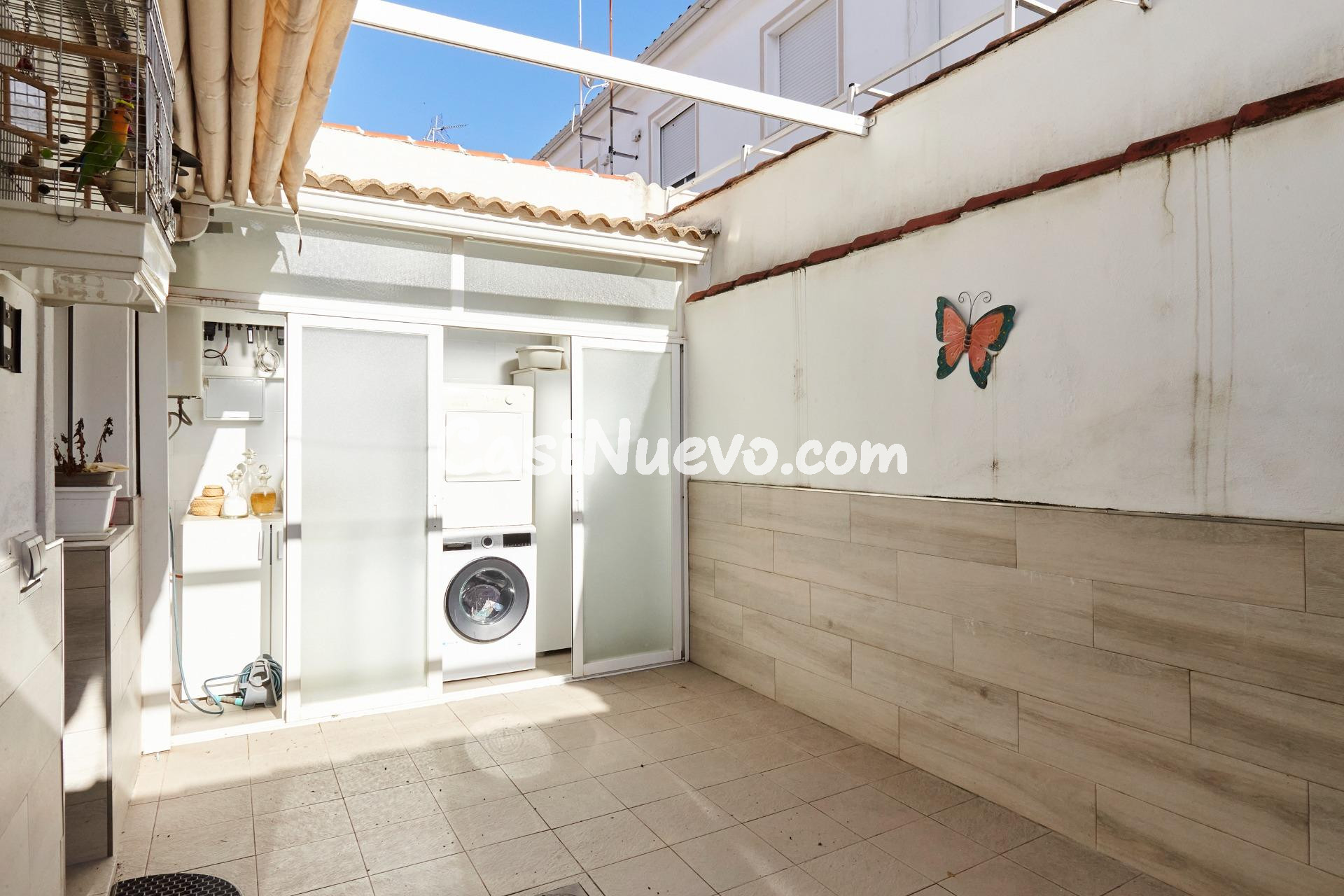 ENCANTADOR ADOSADO AMUEBLADO Y EQUIPADO EN MENGIBAR - foto 19