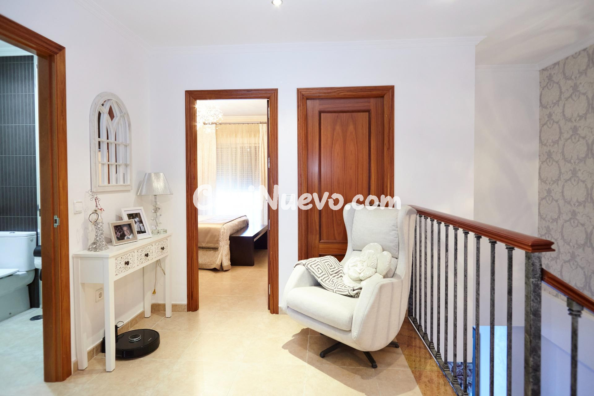 ENCANTADOR ADOSADO AMUEBLADO Y EQUIPADO EN MENGIBAR - foto 26