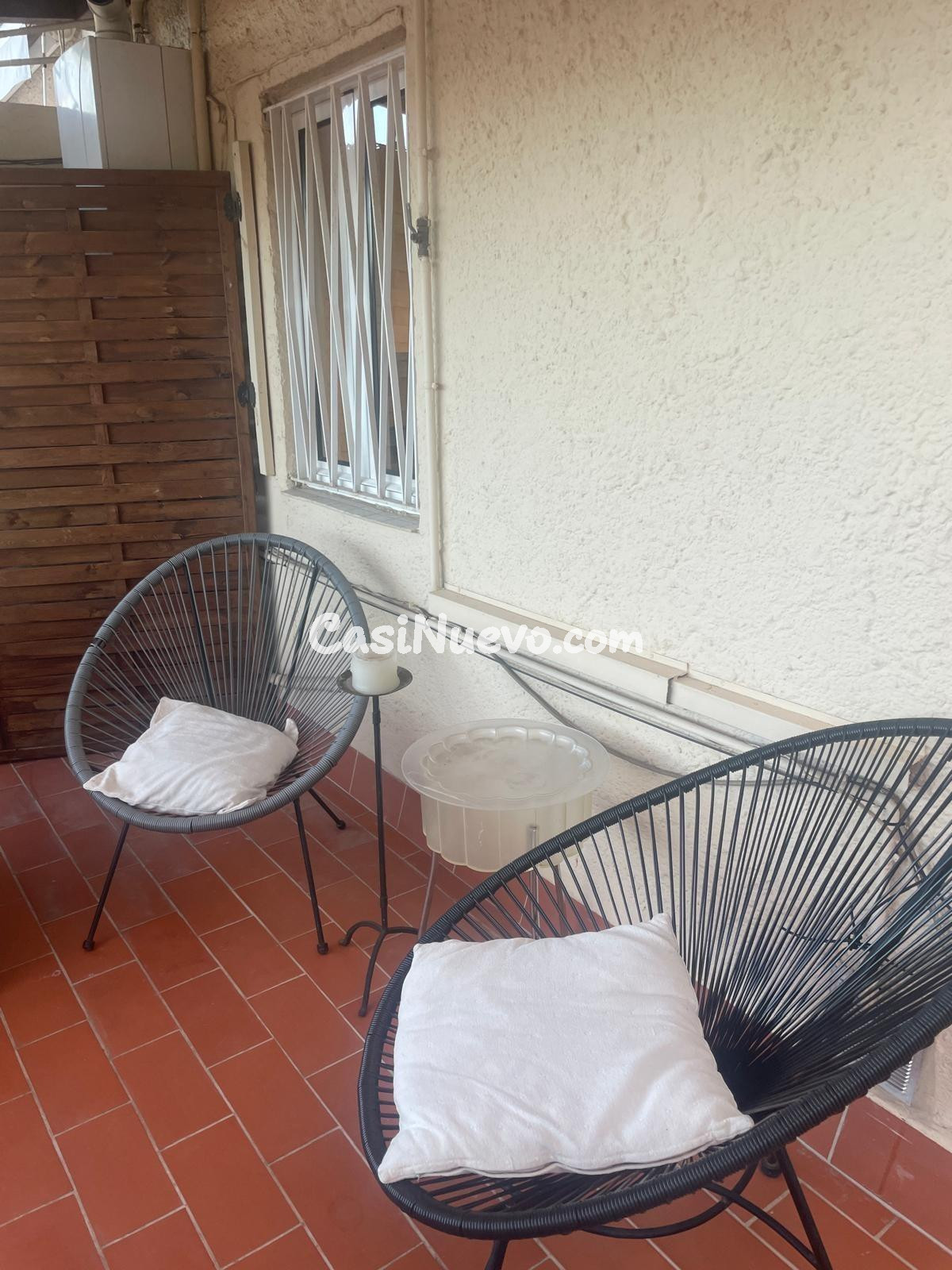 Atico amueblado con amplia terraza de alquiler en Marzo y Ab - foto 18