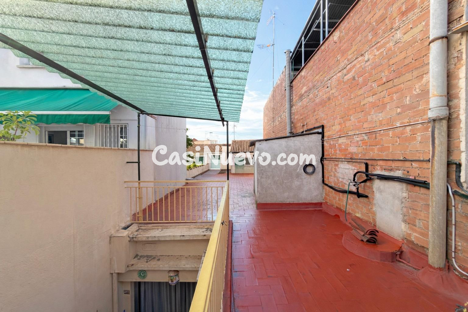 Casa Adosada en Planta con Terraza en Venta en Ca n'Oriac!! - foto 26