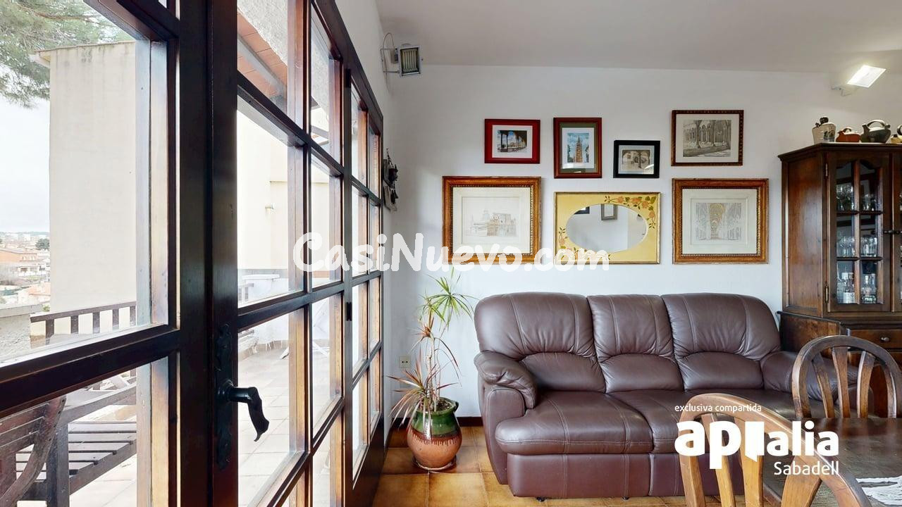 CASA CON GARAJE Y JARDÍN!!! - foto 18