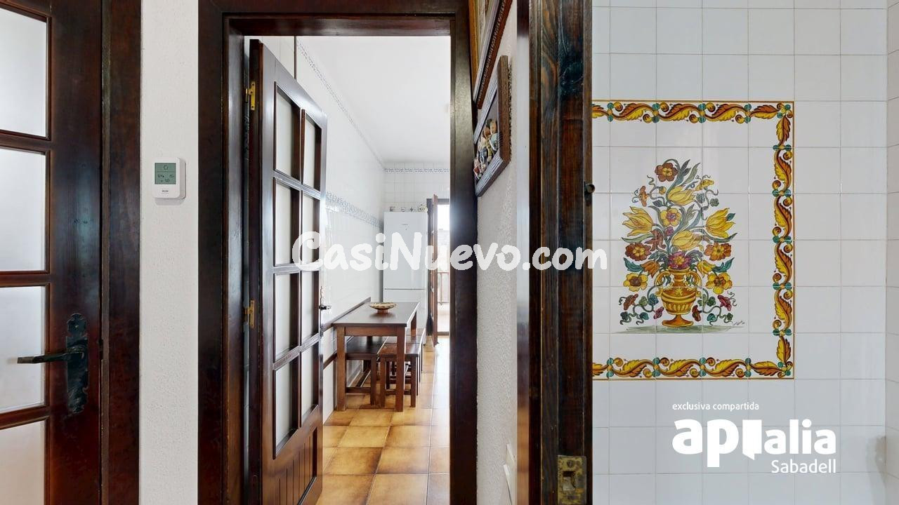 CASA CON GARAJE Y JARDÍN!!! - foto 21