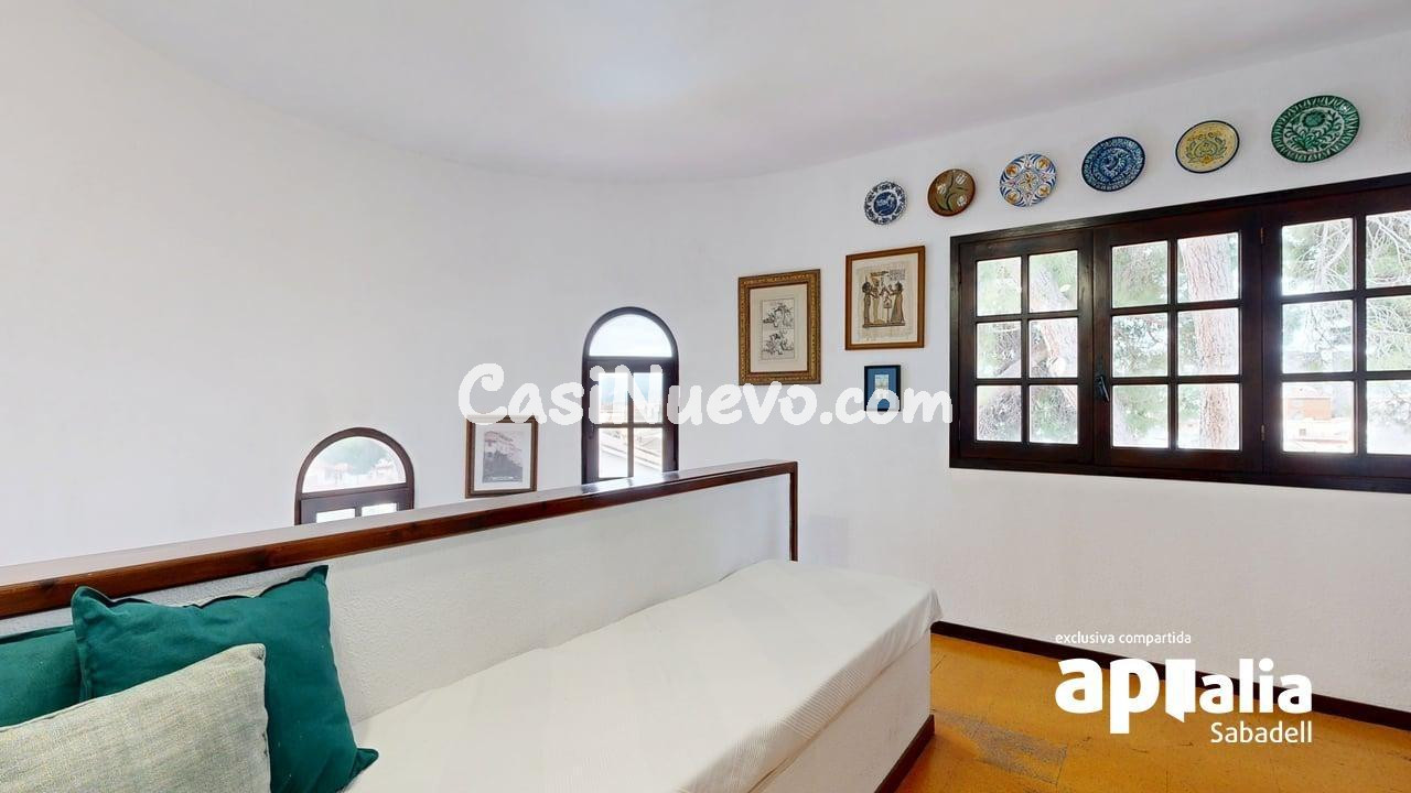 CASA CON GARAJE Y JARDÍN!!! - foto 36