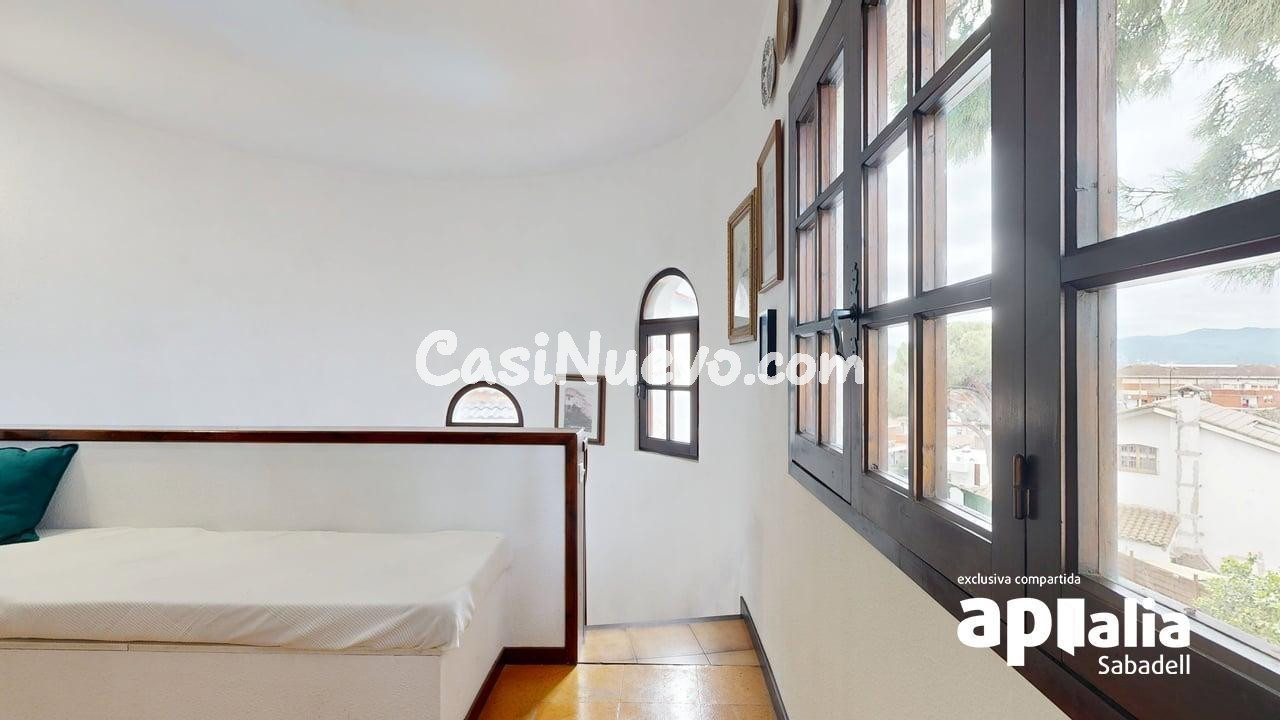 CASA CON GARAJE Y JARDÍN!!! - foto 37