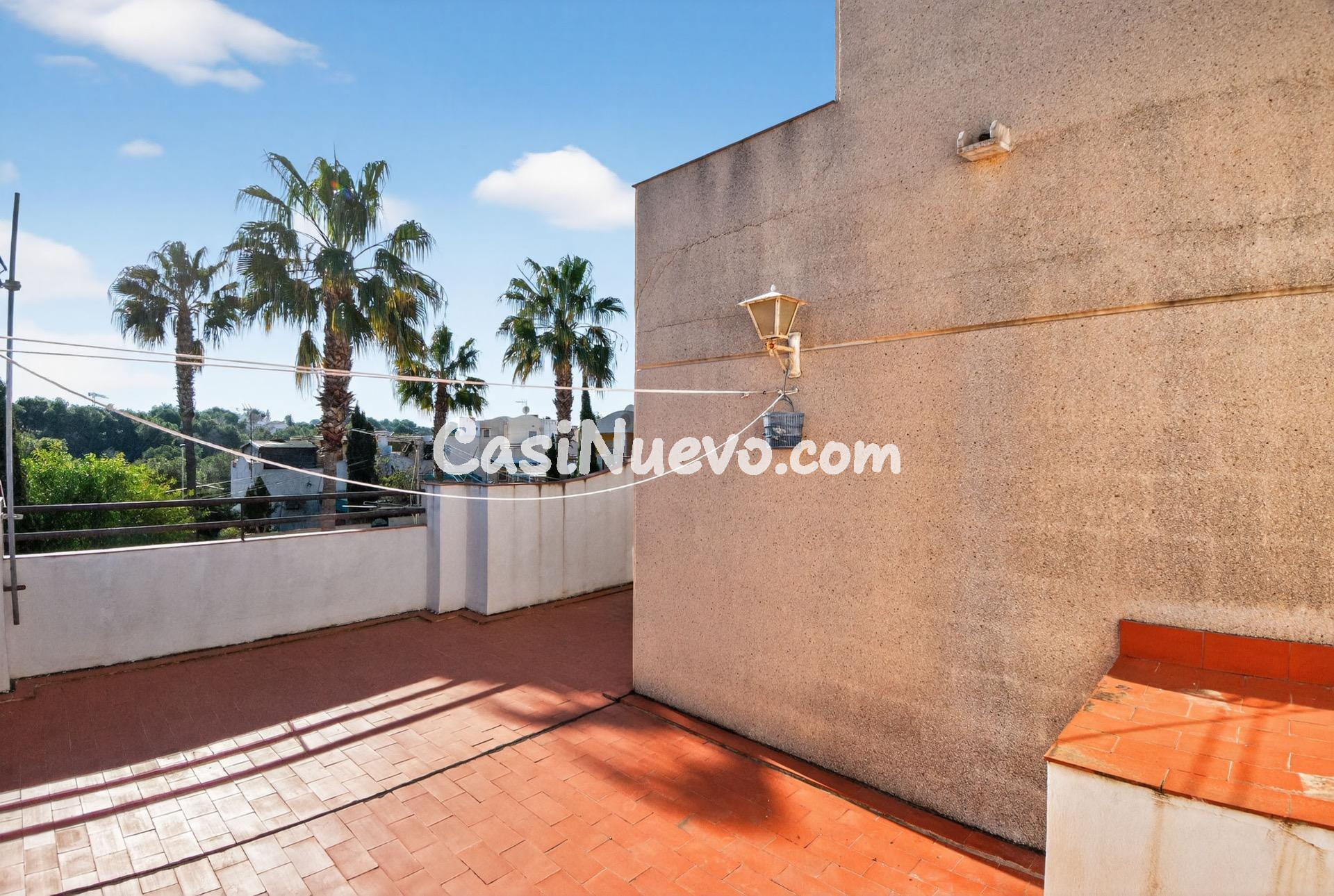 Vivienda pareada en esquina con parcela privada y gran solár - foto 15