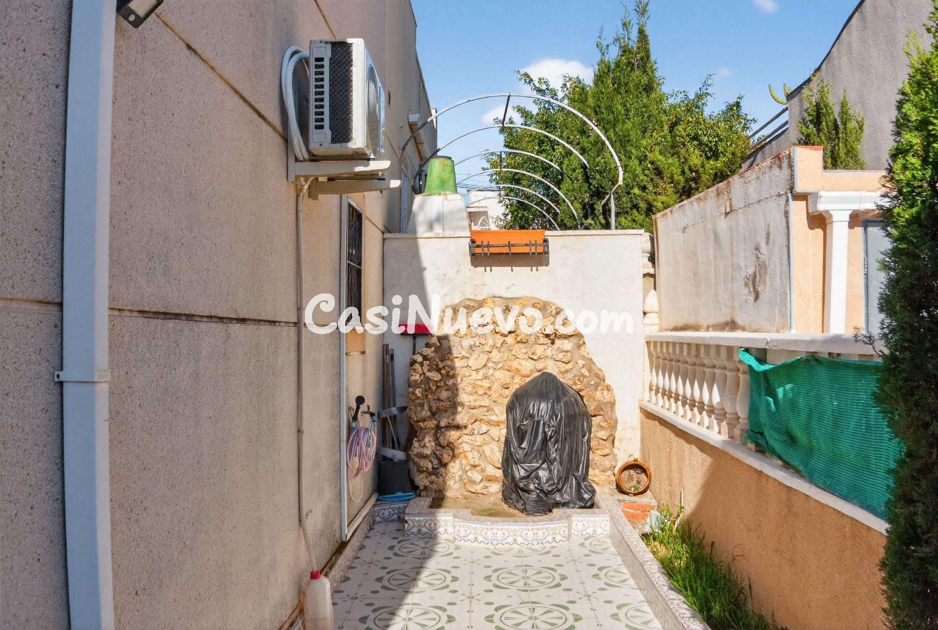 Vivienda pareada en esquina con parcela privada y gran solár - foto 20