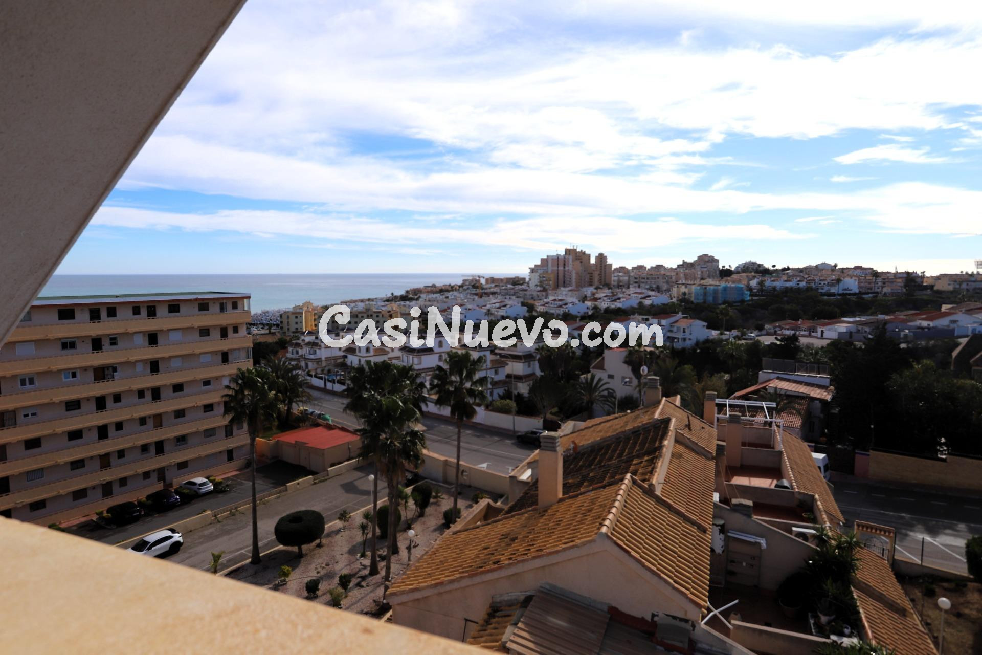 Exclusivo Ático Dúplex con Impresionantes Vistas Panorámicas - foto 9