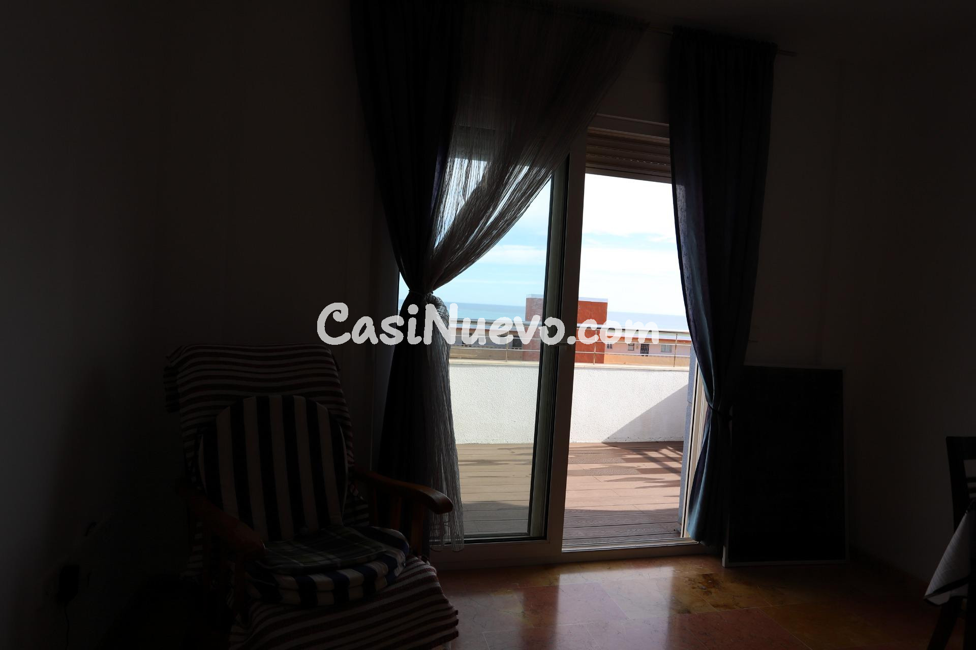 Exclusivo Ático Dúplex con Impresionantes Vistas Panorámicas - foto 10