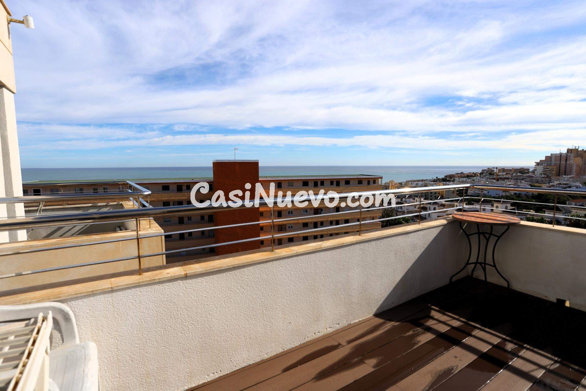 Exclusivo Ático Dúplex con Impresionantes Vistas Panorámicas - foto 14