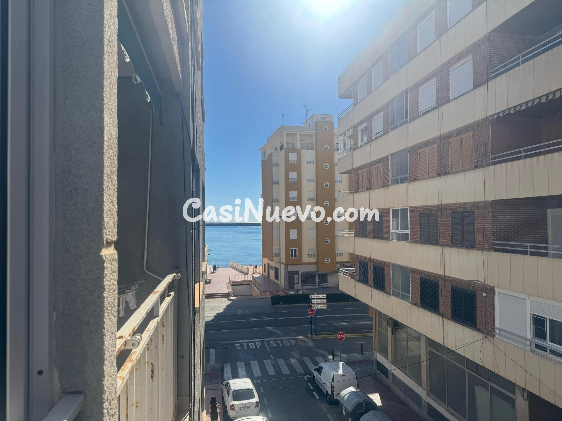 Apartamento a 100m de la playa y vistas laterales al mar - foto 2