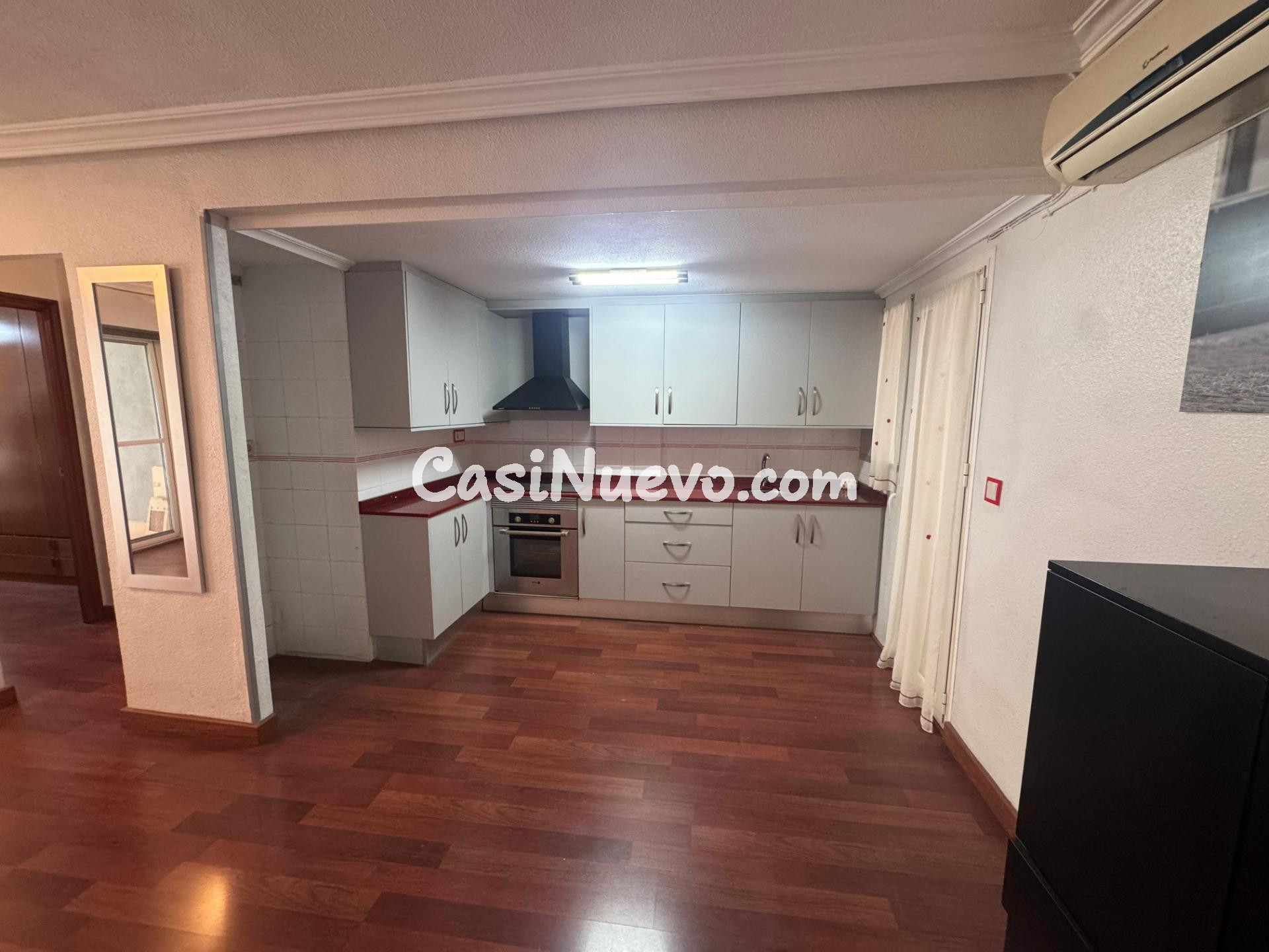 Apartamento a 100m de la playa y vistas laterales al mar - foto 6