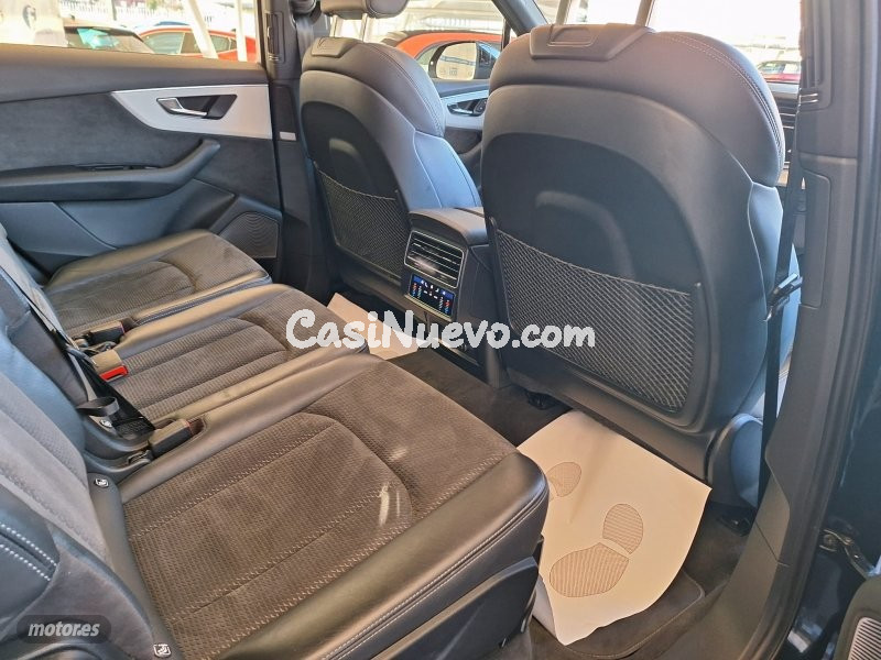 Audi Q7 - foto 11