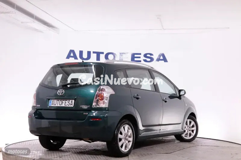 Toyota Verso - foto 4