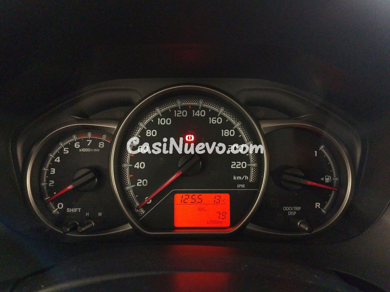 Toyota Yaris Advance - foto 14