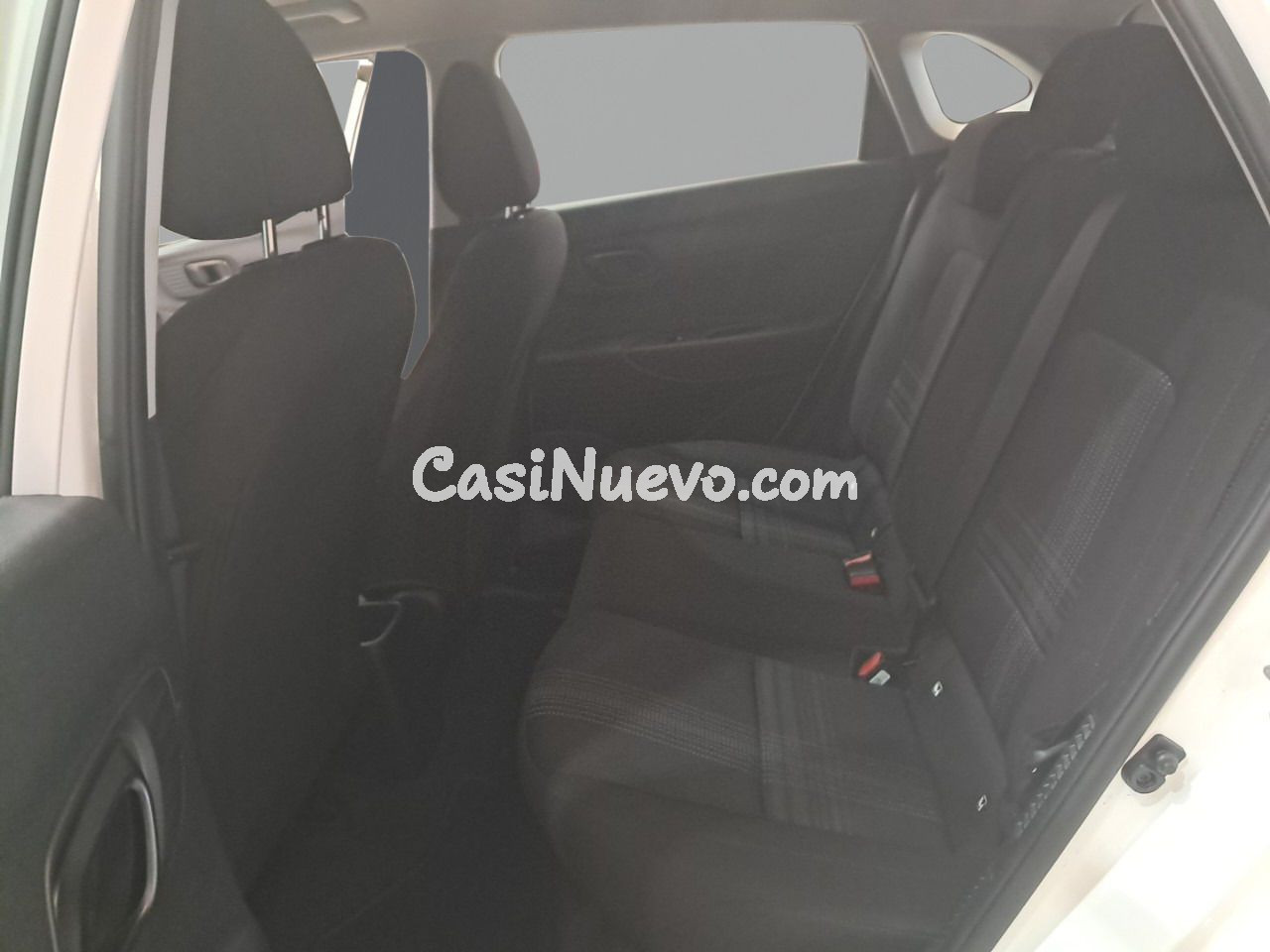 Hyundai i20 1.0 TGDI 74kW (100CV) 48V Essence - foto 8