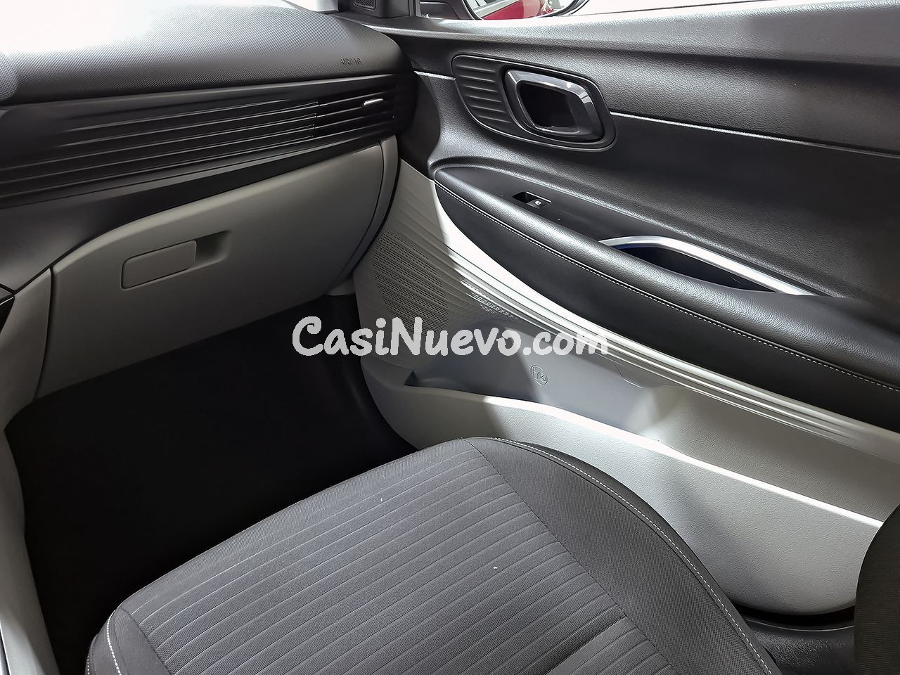 Hyundai i20 1.0 TGDI 74kW (100CV) 48V Tecno - foto 28
