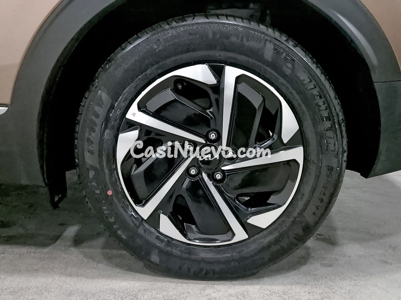 Kia Sportage 1.6 T-GDi MHEV 180CV Tech 4x4 DCT - foto 10