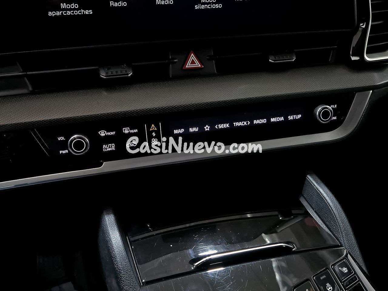 Kia Sportage 1.6 T-GDi MHEV 180CV Tech 4x4 DCT - foto 26