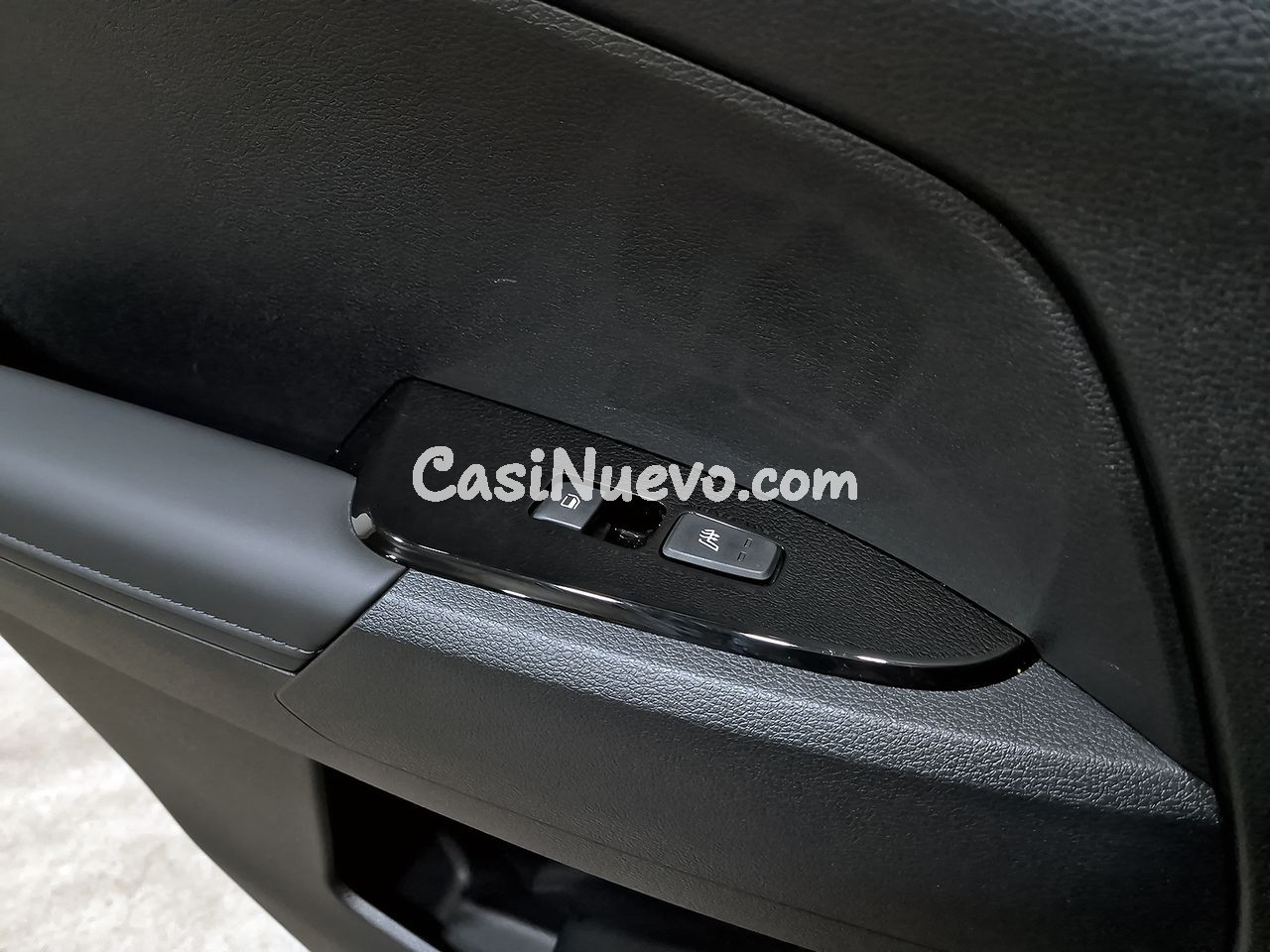 Kia Sportage 1.6 T-GDi MHEV 180CV Tech 4x4 DCT - foto 35