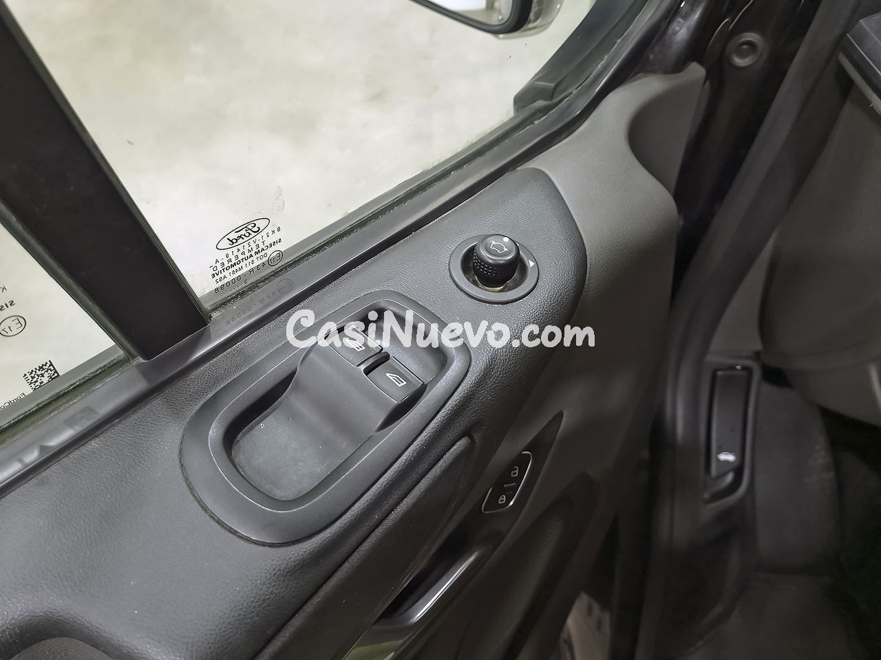 Ford Transit Custom 2.0 TDCI 150CV 320 TREND KOMBI SWB 4P 9  - foto 14